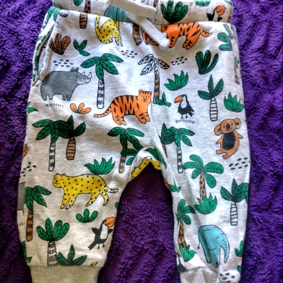 H&M - Picture 1 of 1